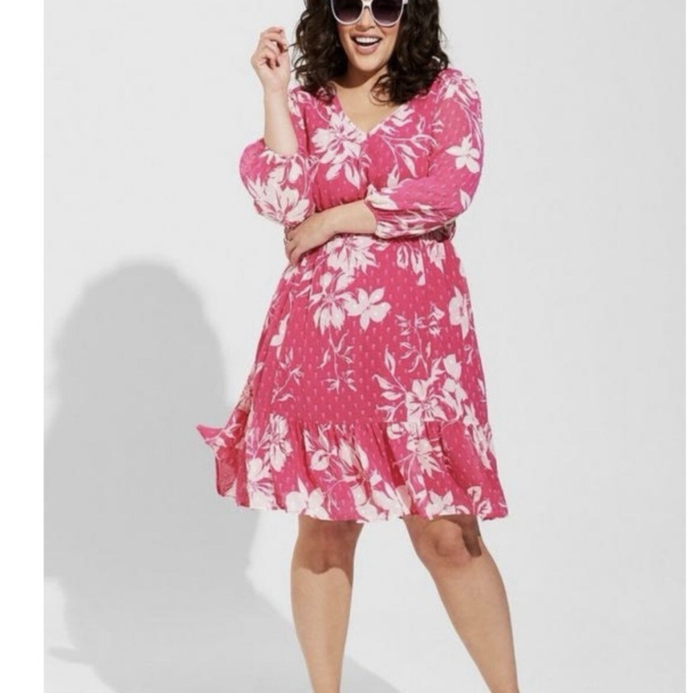 Torrid Pink Floral Clip Dot Pockets 3/4 Sleeve Flounce Dress Office Size 1X